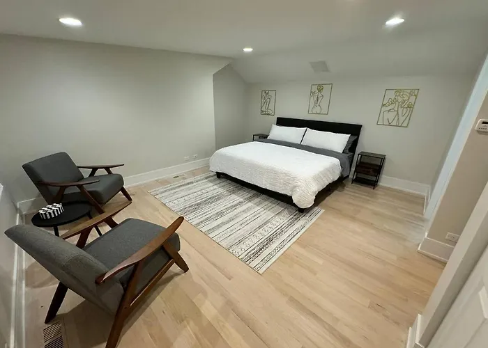 Bright & Spacious Duplex- Heart Of Appartement